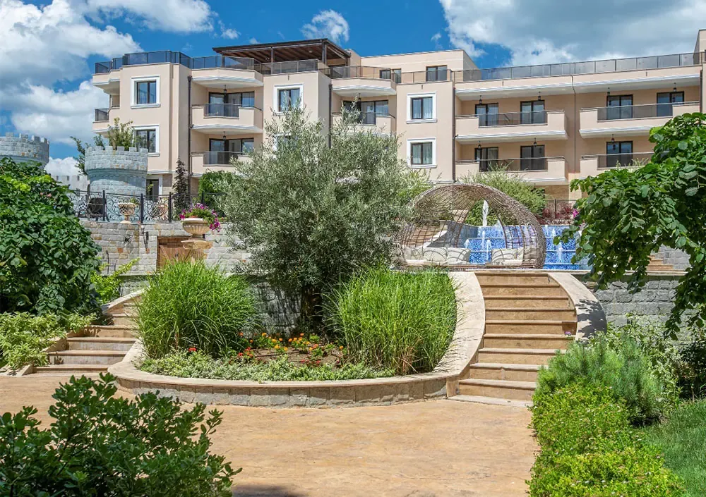 Millenium Apartments — Blick auf die Anlage